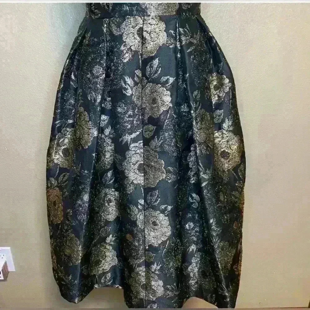 Ann Taylor Factory Black Gold Foil Floral Sleeveless Dress Fit & Flare - Picture 5 of 16